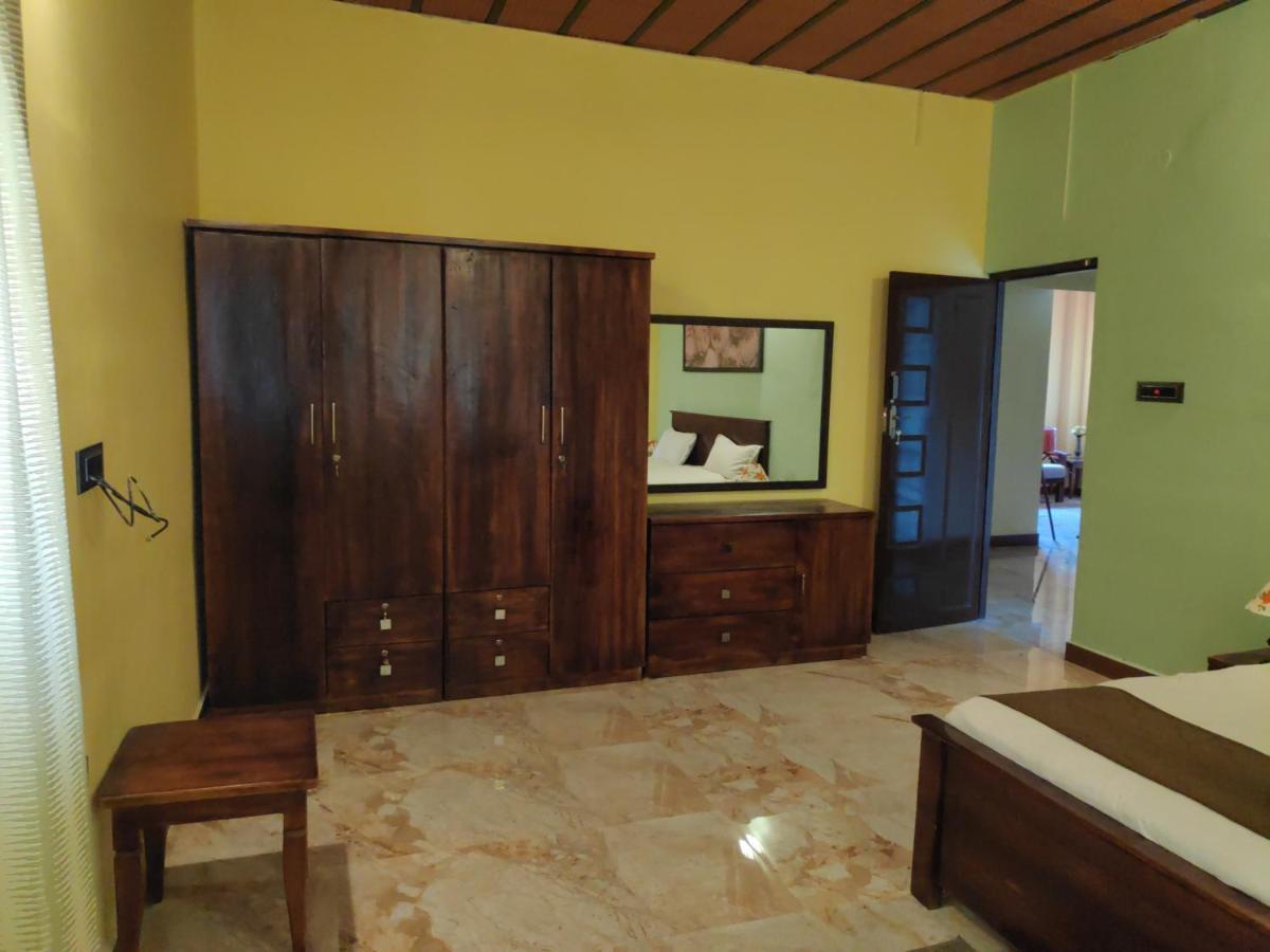 Premier Inn Йеркод Экстерьер фото